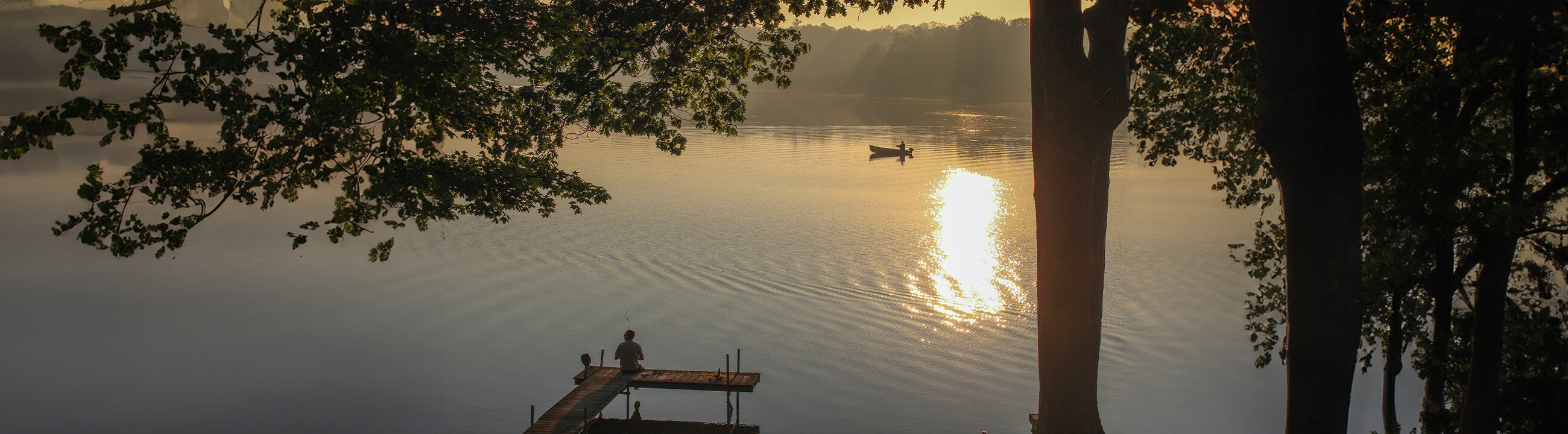 Bakkan und Taschen für Angler