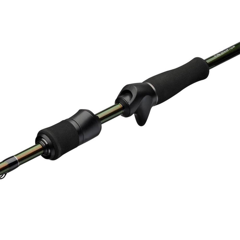 Abu-Garcia-Spike-S-Crankbait-Casting-03