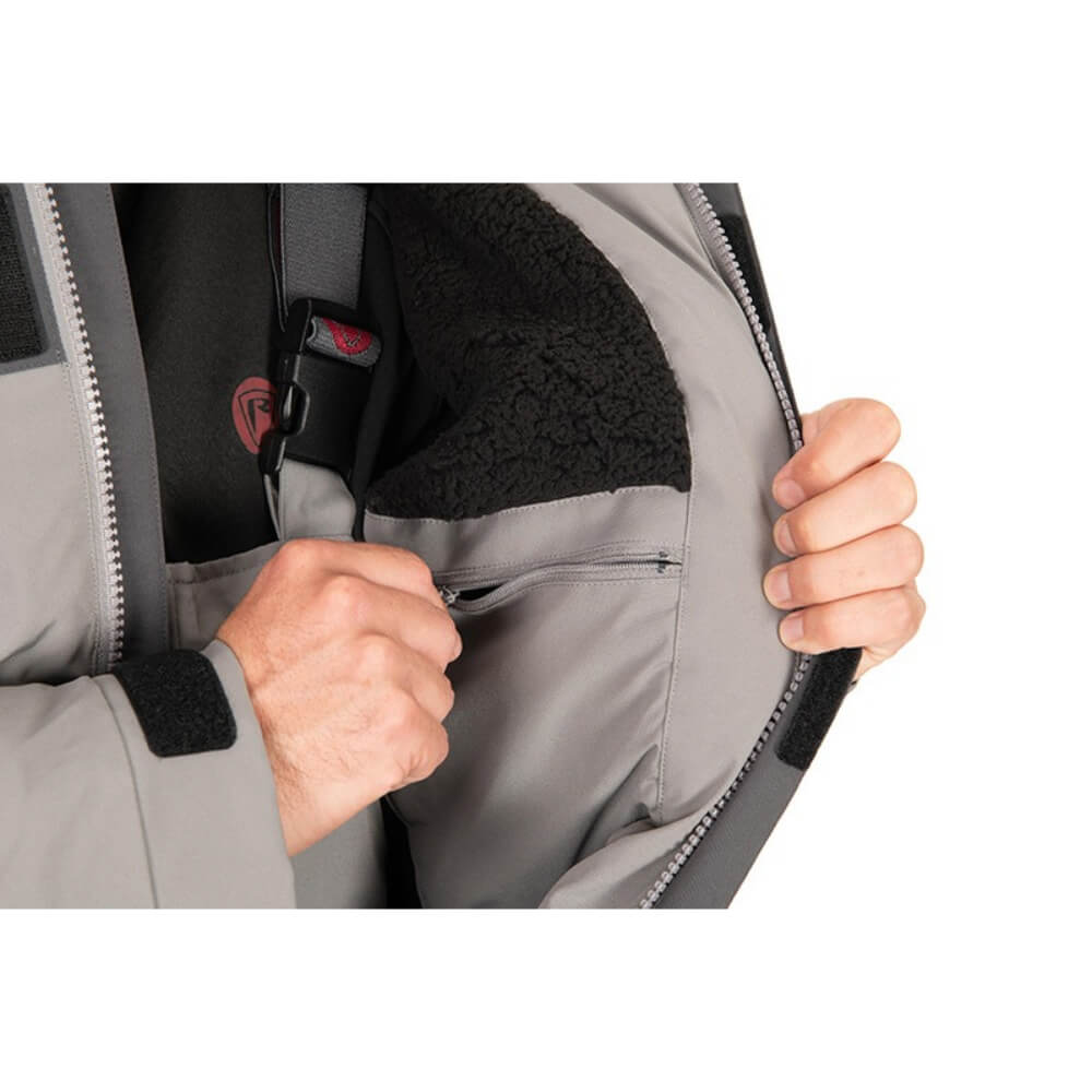 Fox Rage Pro Series Winter Suit bei HechtundBarsch.at