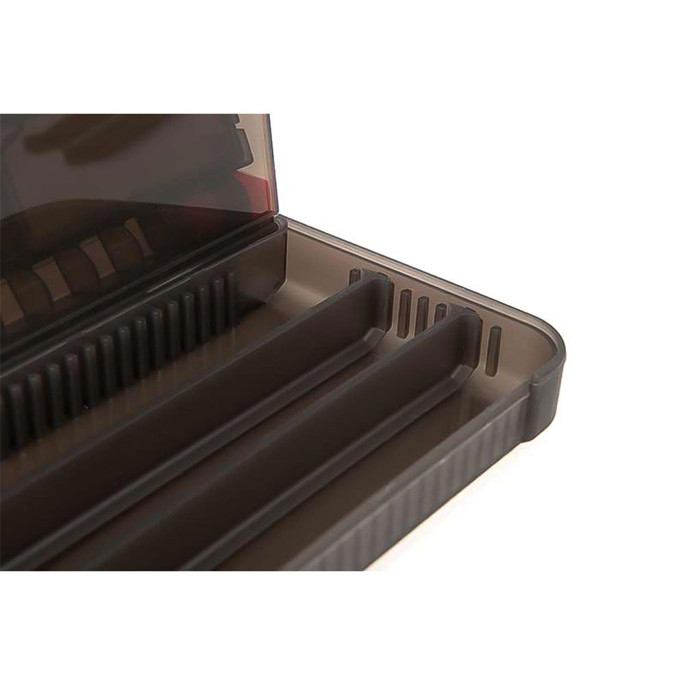 Fox-Rage-Accessory-Box-Medium-full- compartment-Detail-Aufgeklappt-Offene-Kammer