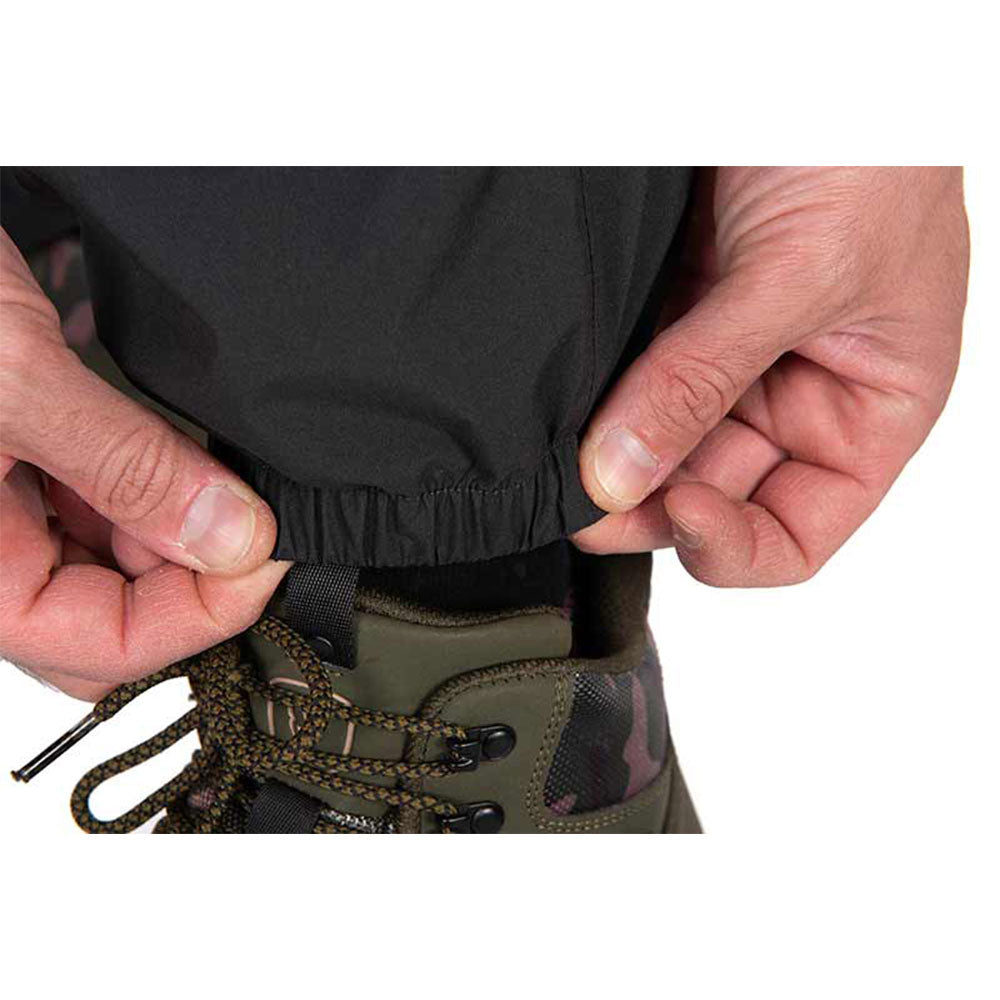 Fox Rage Pro Series Stash Waterproof Trousers bei HechtundBarsch.at