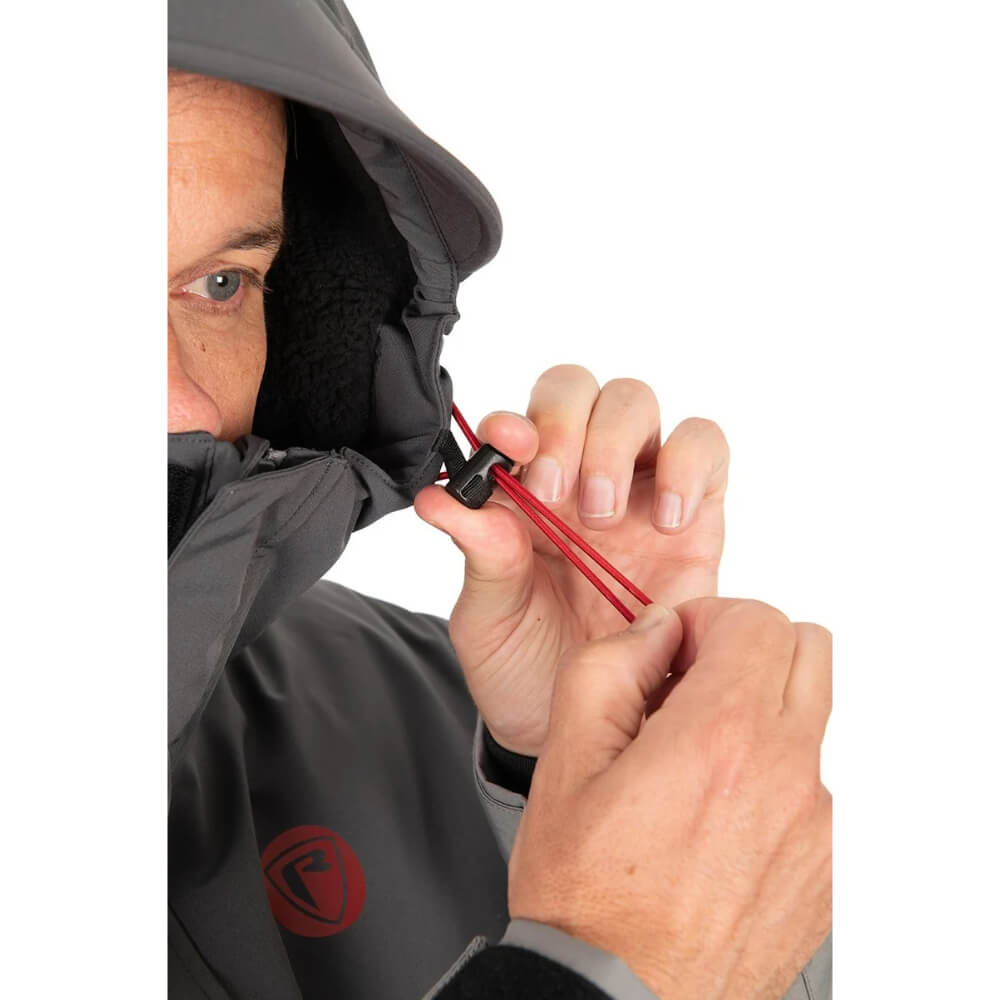 Fox Rage Pro Series Winter Suit bei HechtundBarsch.at